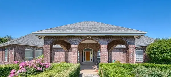 4715 E Copper, Clovis, CA 93619