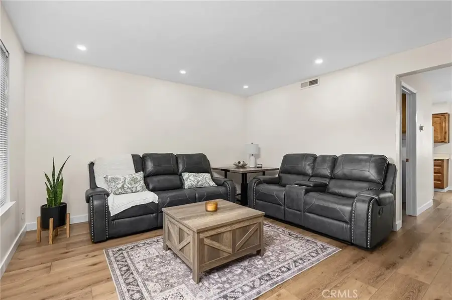 1261 Parque Dr, Chico, CA 95926 - Image #2