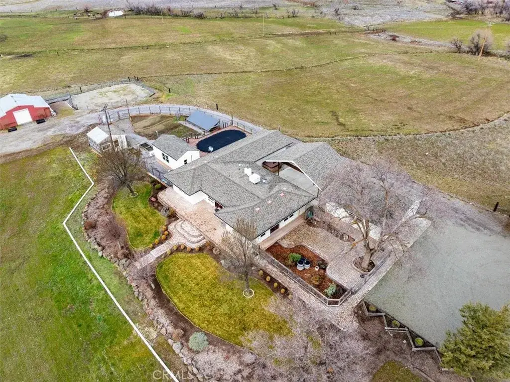 1201 Ball Mountain Little Shasta Rd, Montague, CA 96064 - #1