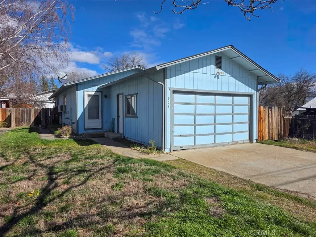 908 Miner St, Yreka, CA 96097 - #1