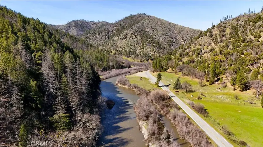 30834 State Hwy 96, Horse Creek, CA 96050 - #2