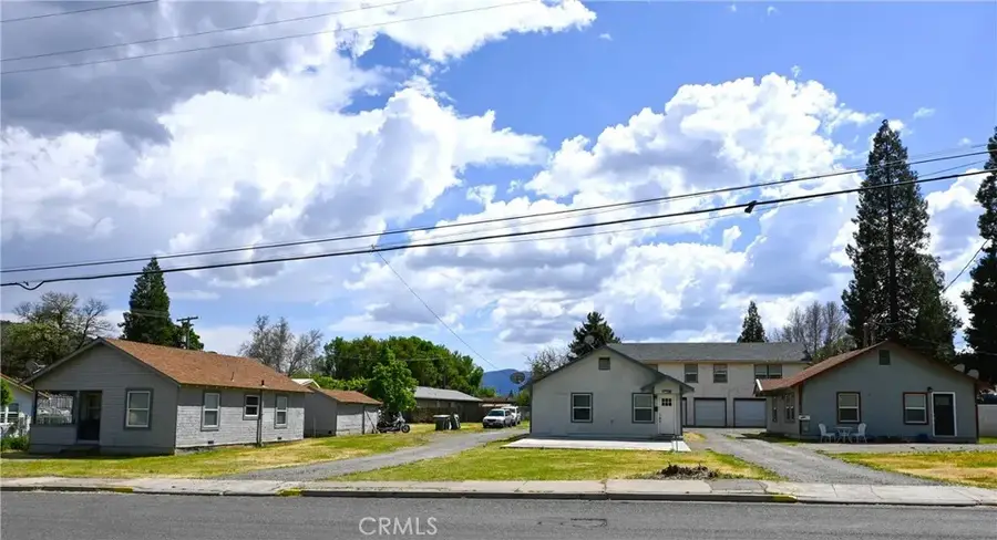 709 Lane St, Yreka, CA 96097 - #3
