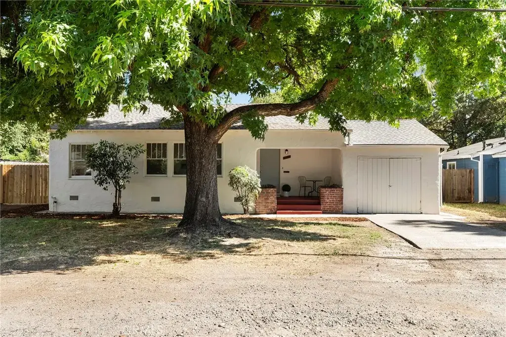 1221 Stewart, Chico, CA 95926 - #1