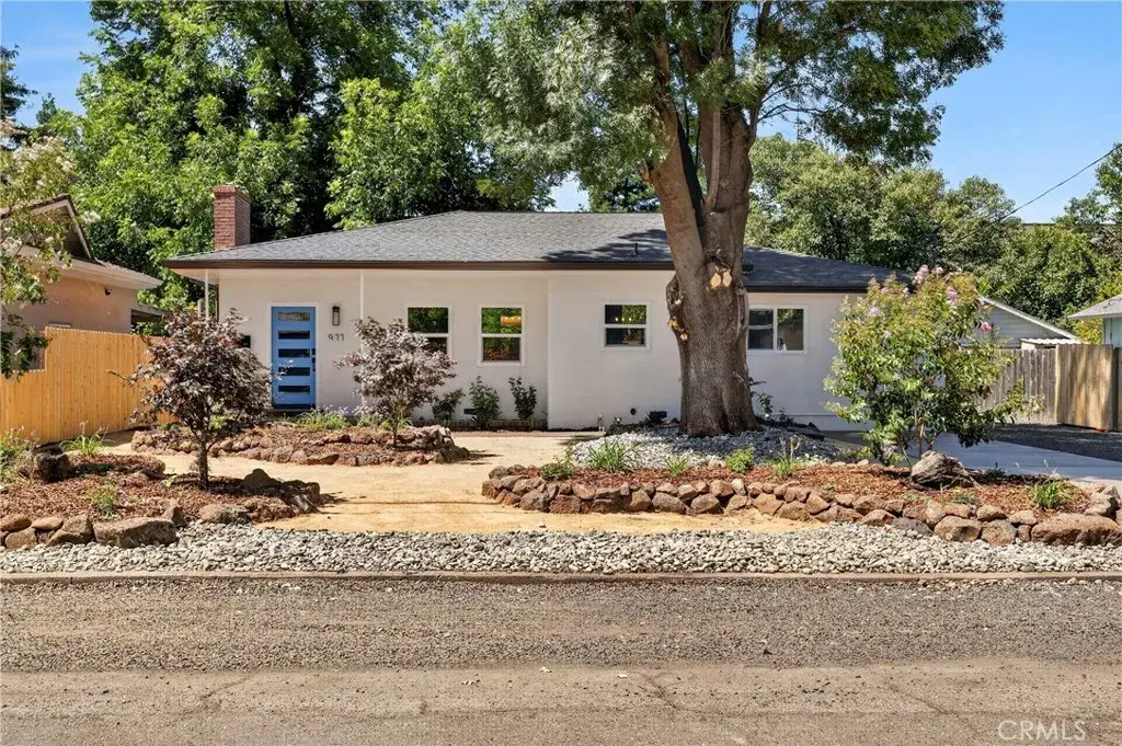 977 Sarah, Chico, CA 95926 - #1
