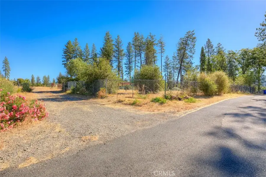 1831 Clear Brook, Paradise, CA 95969 - #2