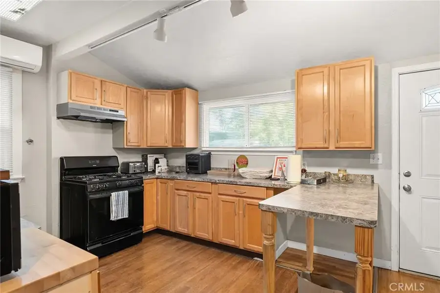 414 W 6th Street, Chico, CA 95928 - #3