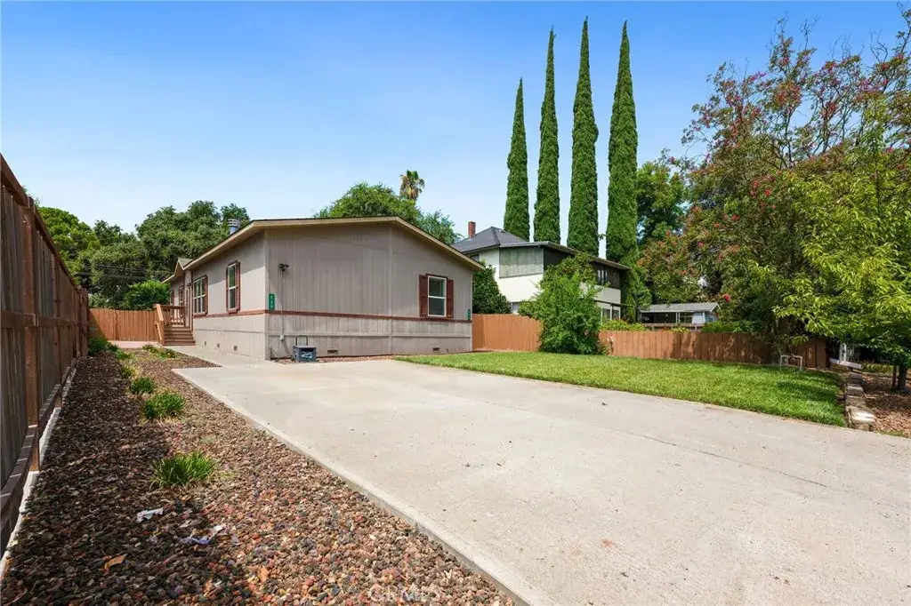 235 Los Robles Avenue, Hamilton City, CA 95951 - #1