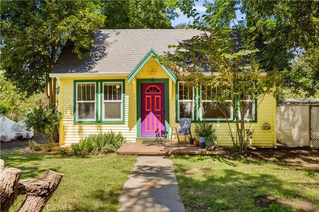 146 W 7th Avenue, Chico, CA 95926 - #1