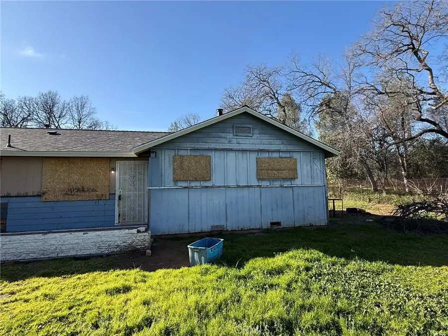 1672 Lake, Redding, CA 96003 - #2