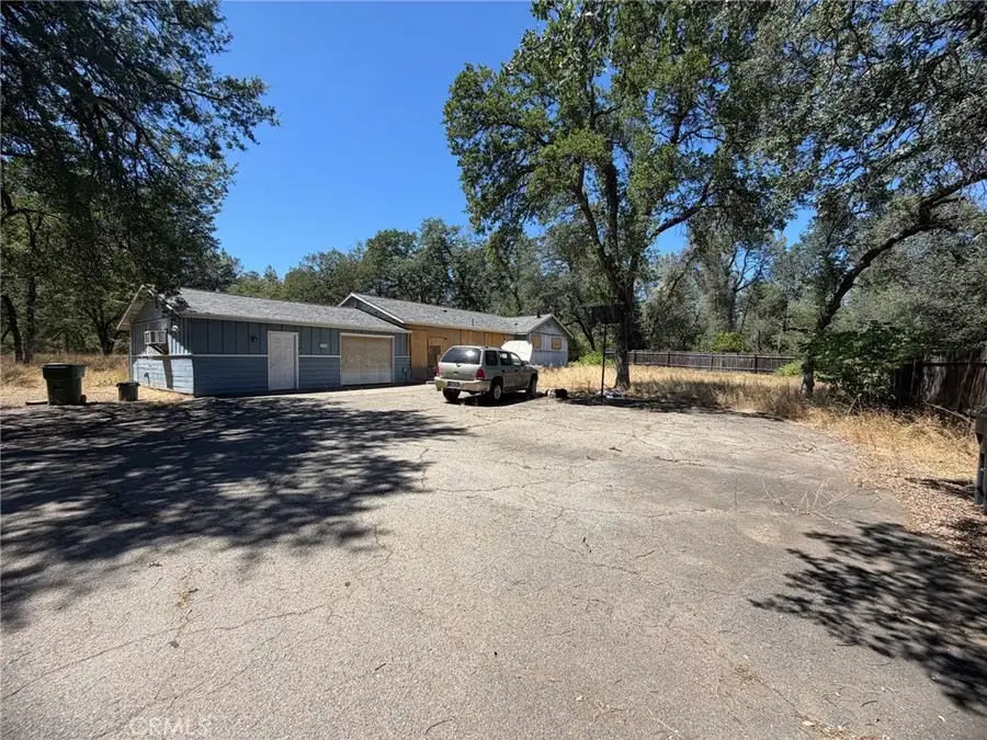 1672 Lake, Redding, CA 96003 - #3