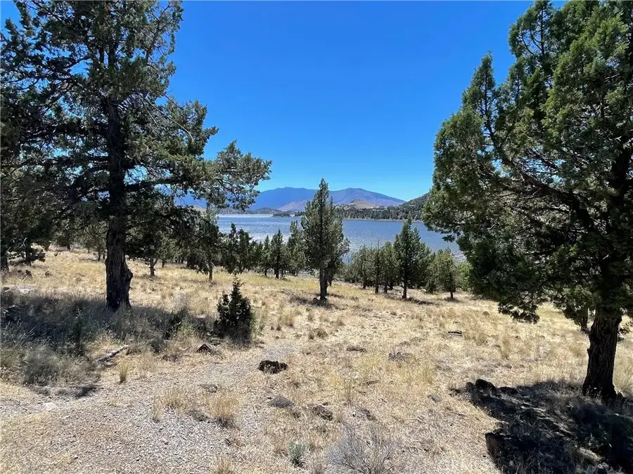 40 Lake Shore Drive, Weed, CA 96094 - #2