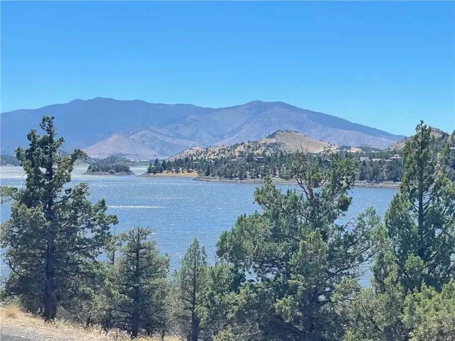 40 Lake Shore Drive, Weed, CA 96094 - #3