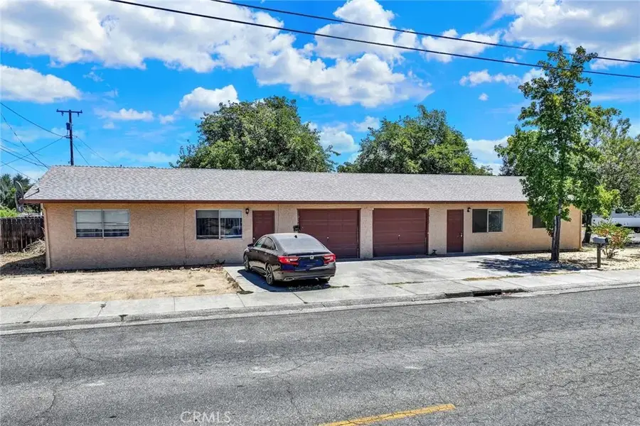 1011 Houghton, Corning, CA 96021 - #2