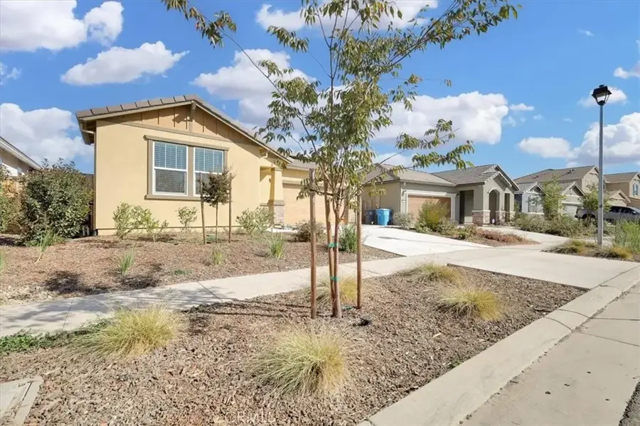 1581 Notting Hill, Plumas Lake, CA 95961 - #3