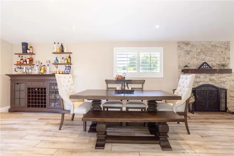 27573 Santa Clarita Road, Saugus, CA 91350 - Image #3