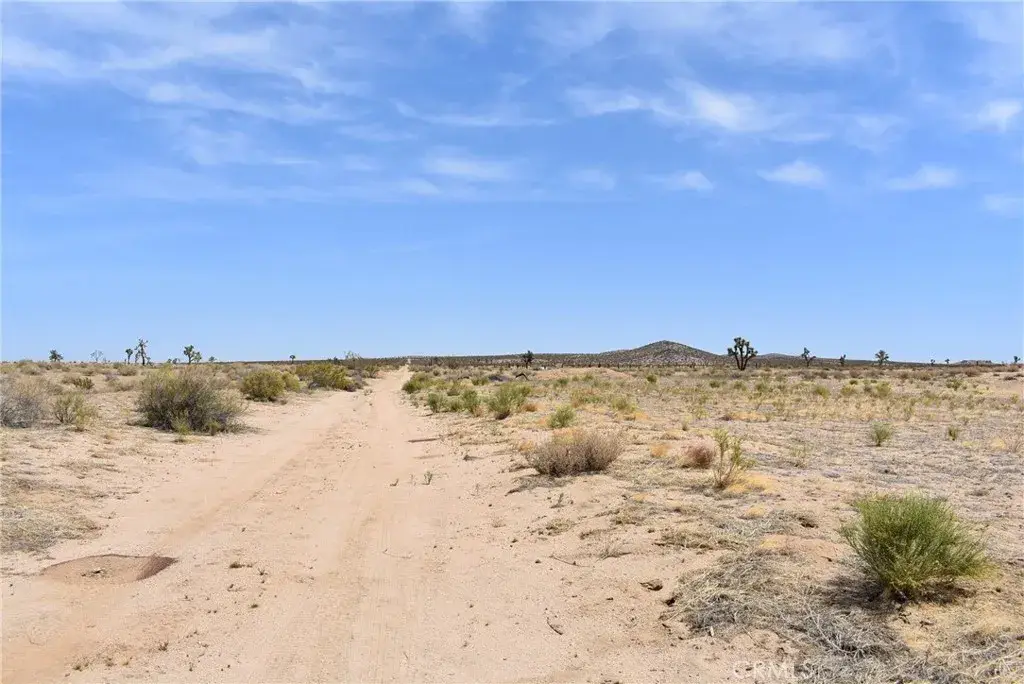 15500 Ave F8 East, Lancaster, CA 93535 - #1