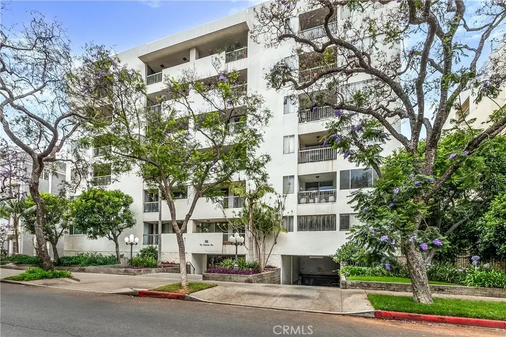 321 N Oakhurst Drive #306, Beverly Hills, CA 90210 - Image #1