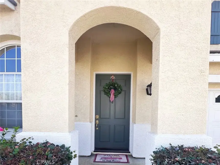 28303 Sycamore Drive, Saugus, CA 91350 - Image #3