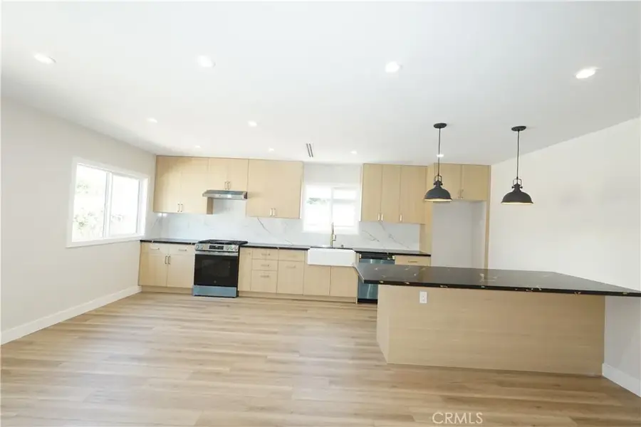 10345 Blucher Avenue, Granada Hills, CA 91344 - Image #3