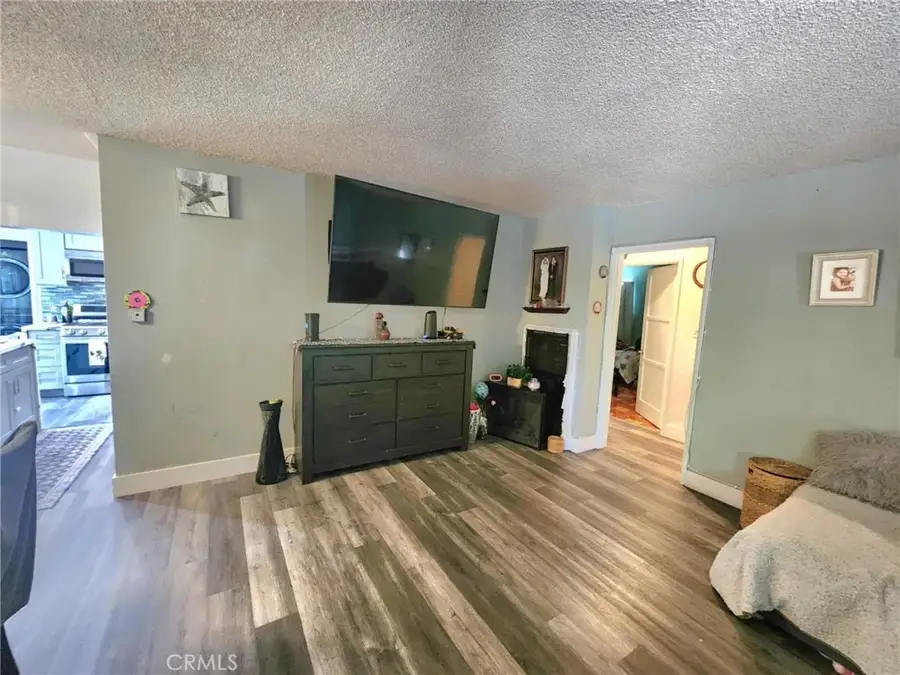 8626 Laurel Canyon Boulevard, Sun Valley, CA 91352 - Image #2