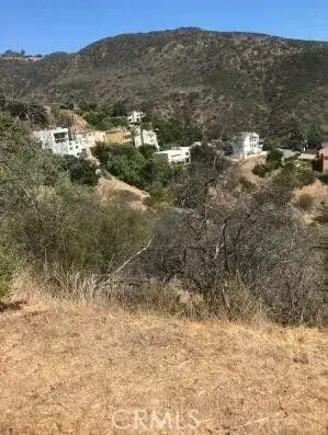 1 Latigo Cyn & Ocean View, Malibu, CA 90265