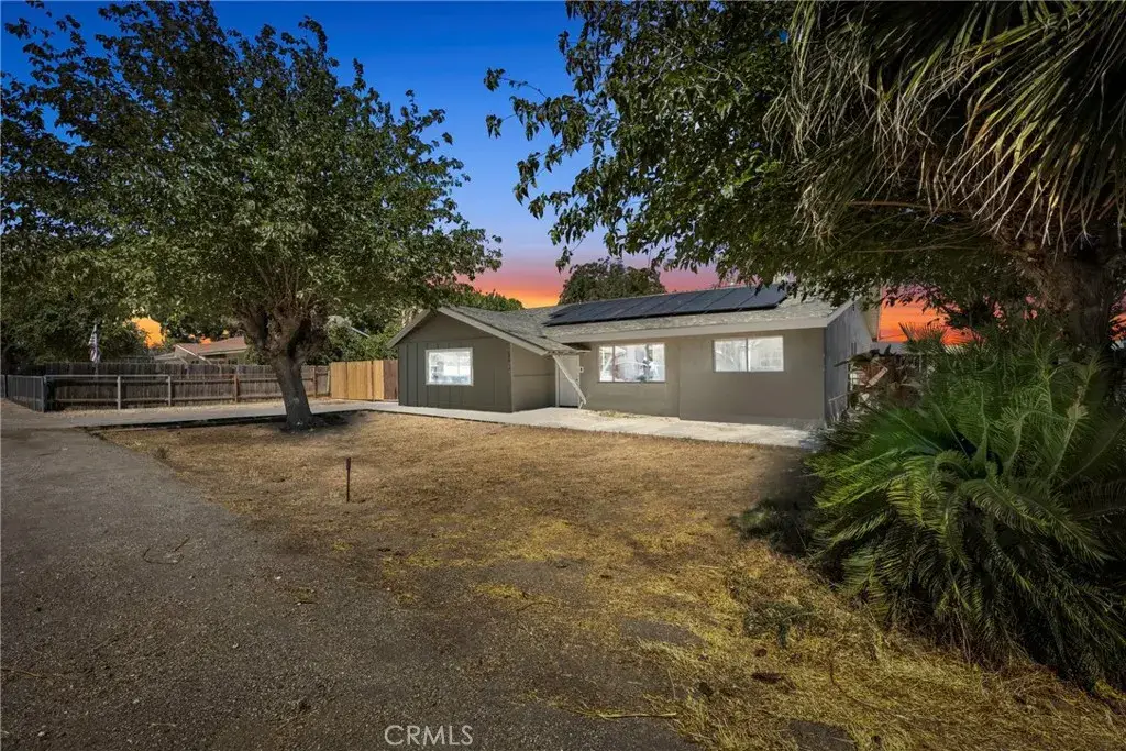 27564 Maple Street, Taft, CA 93268 - Image #1