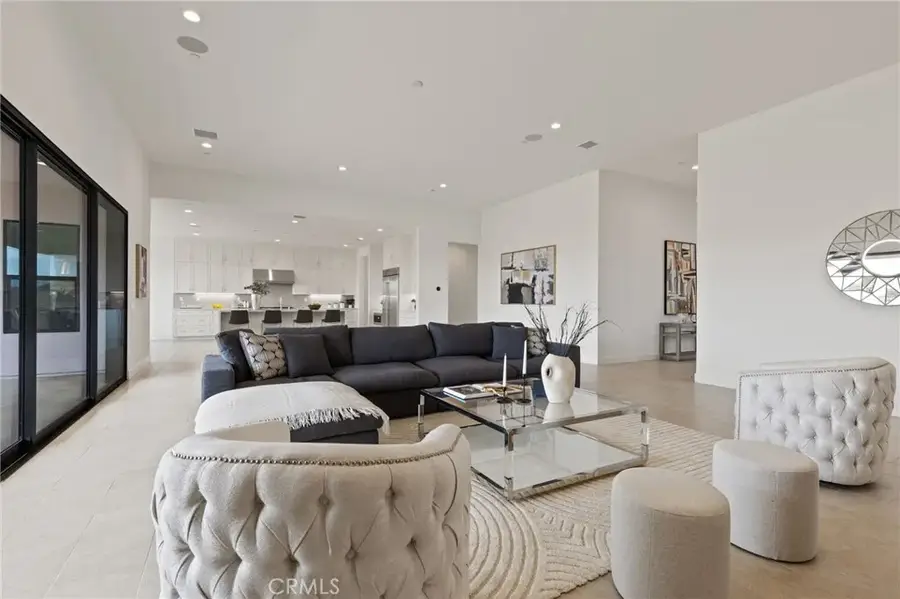 30041 N Avenida Sierra Madre, Valencia, CA 91354 - Image #3