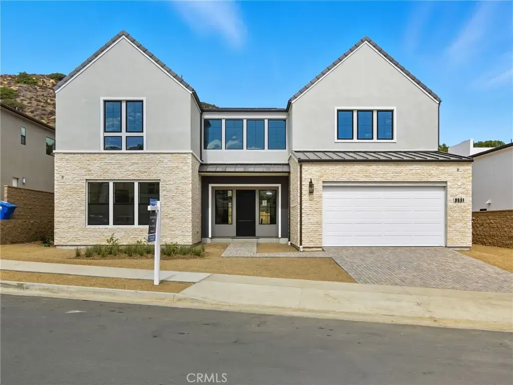 9531 N Andora Avenue, Chatsworth, CA 91311 - Image #1