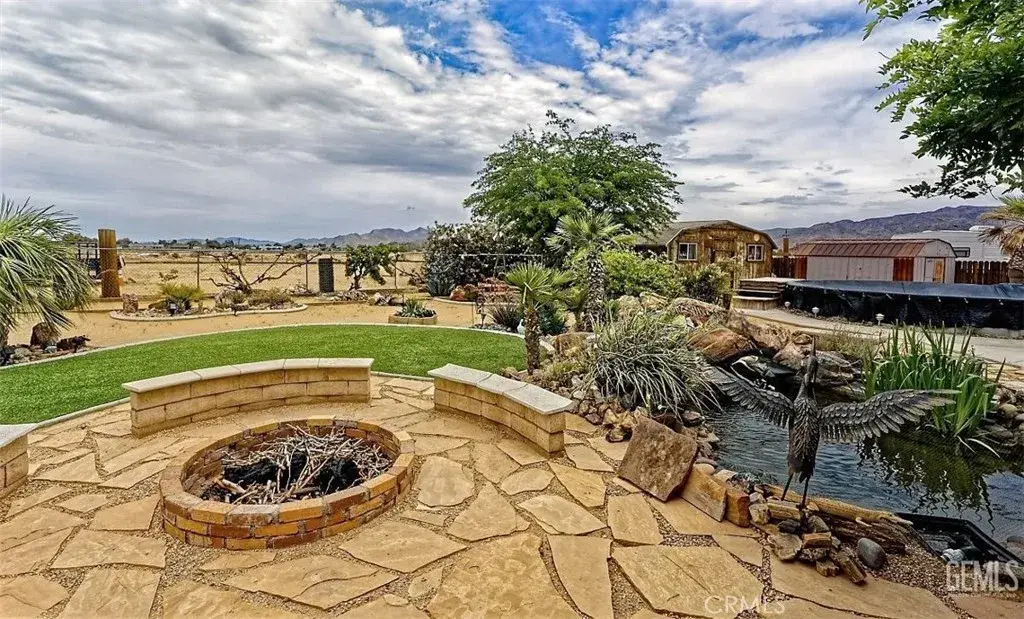 22704 Sitting Bull Road, Apple Valley, CA 92308 - Image #1