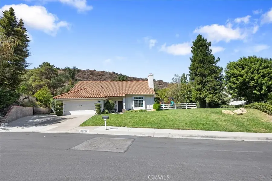 20906 Susan Carole Drive, Saugus, CA 91350 - Image #3