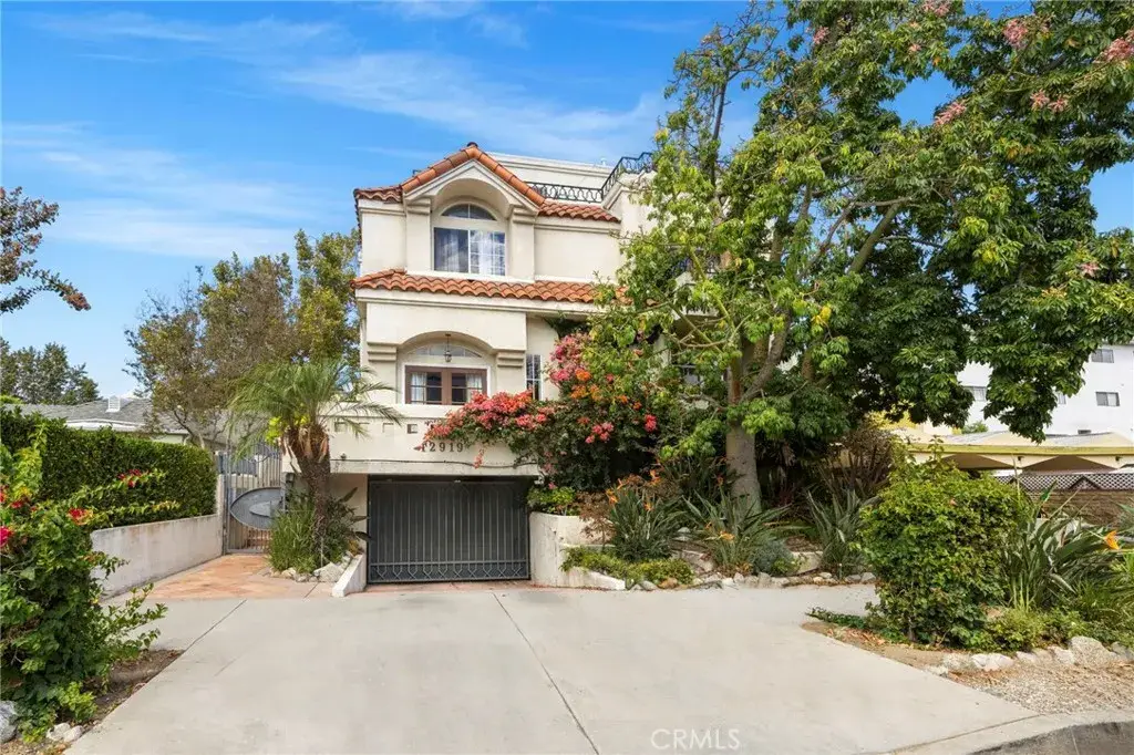 12919 Bloomfield Street #1, Studio City, CA 91604 - Image #1