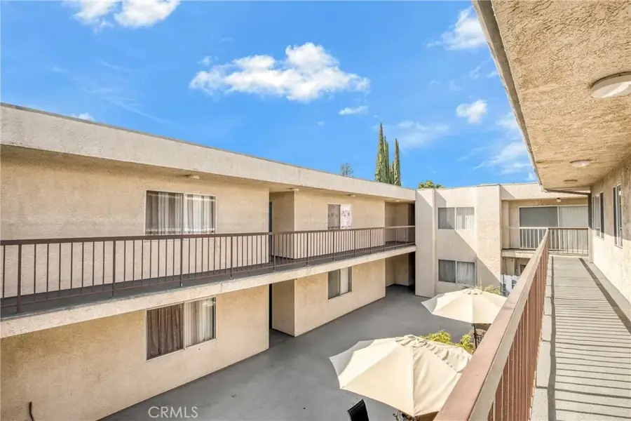 7233 Loma Verde Avenue, Canoga Park, CA 91303 - Image #3