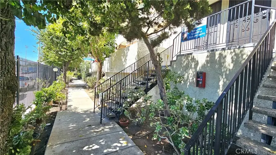 13080 Dronfield Avenue #13, Sylmar, CA 91342 - Image #2