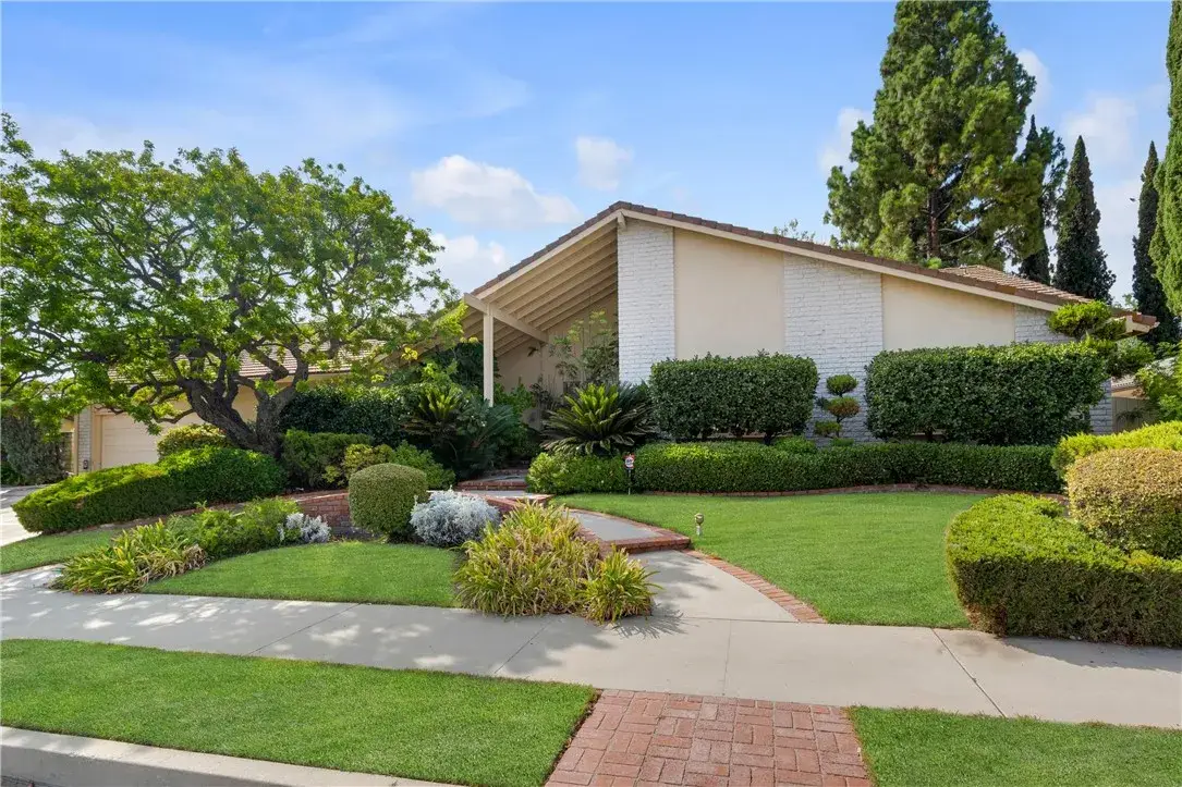 17162 Superior Street, Northridge, CA 91325 - Image #1