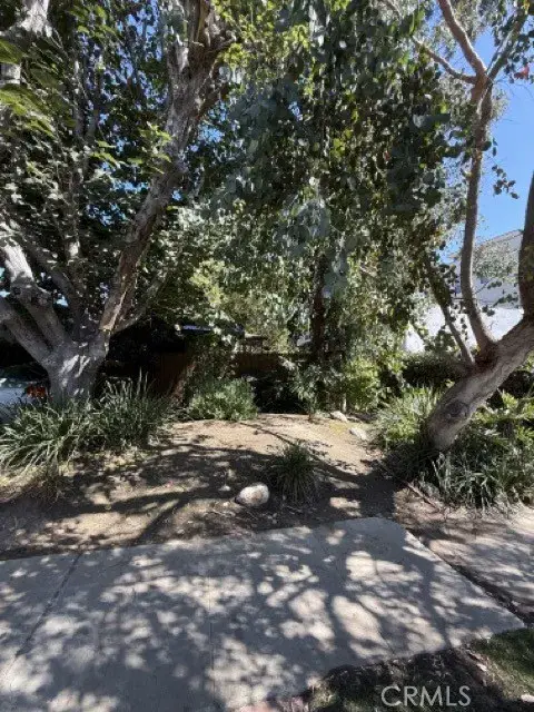 10945 Hesby, North Hollywood, CA 91601 - Image #3