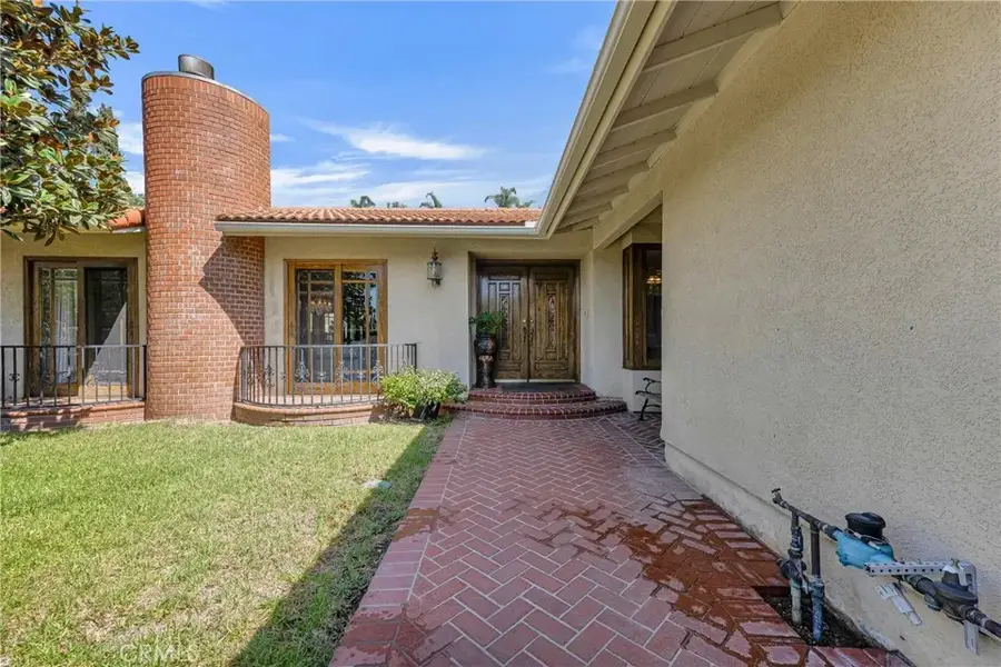 19933 Hiawatha Street, Chatsworth, CA 91311 - Image #3