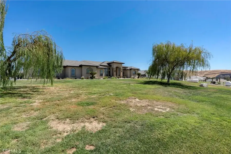 11035 Rio Mesa Drive, Bakersfield, CA 93308 - Image #3