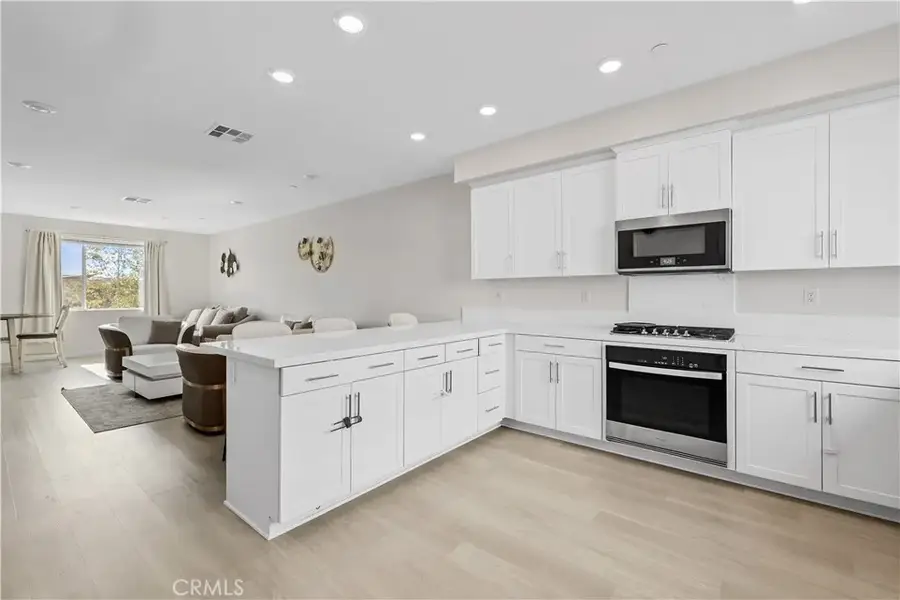 27579 Sanctuary Ct., Valencia, CA 91381 - Image #3