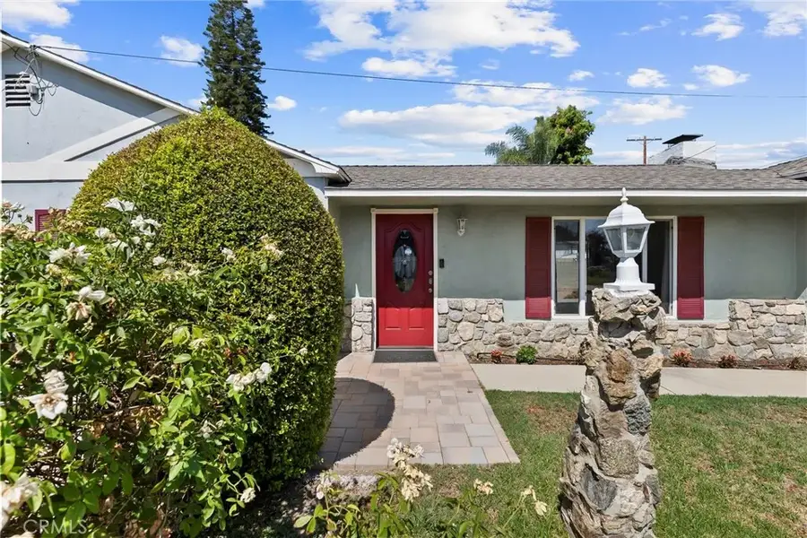 19709 Strathern Street, Winnetka, CA 91306 - Image #3