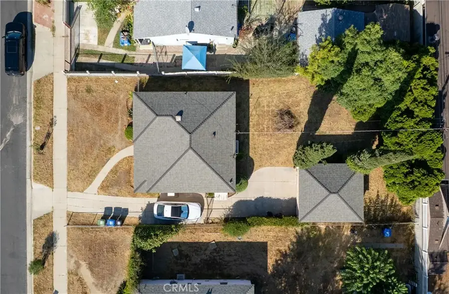 14005 Victory Boulevard, Van Nuys, CA 91401 - Image #3