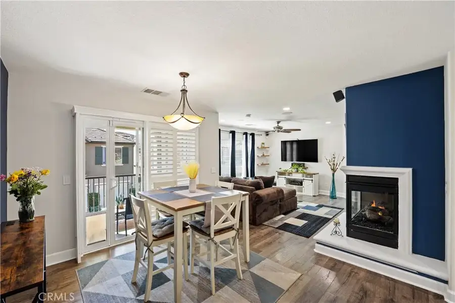 19347 Laroda Lane, Saugus, CA 91350 - Image #3