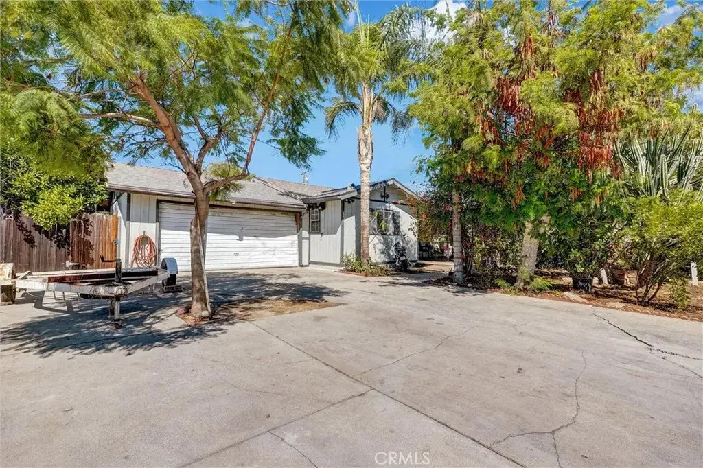 643 Harding, San Fernando, CA 91340 - Image #1