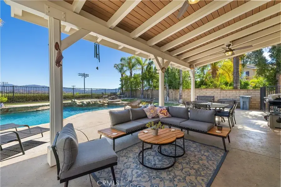 27879 Alta Vista Avenue, Valencia, CA 91355 - Image #3