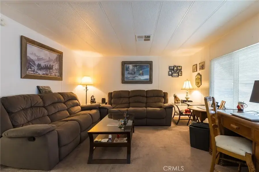 9 Donna, Mission Hills, CA 91345 - Image #3