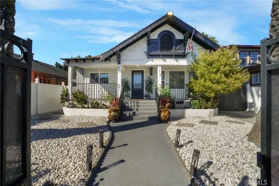 919 W 49th, Los Angeles, CA 90037 - Image #2