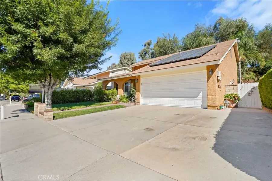 21929 Peppercorn Drive, Saugus, CA 91350 - Image #3