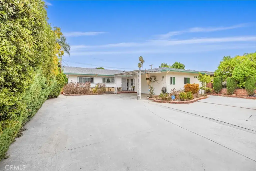 9224 N Gothic Avenue, North Hills, CA 91343 - Image #1