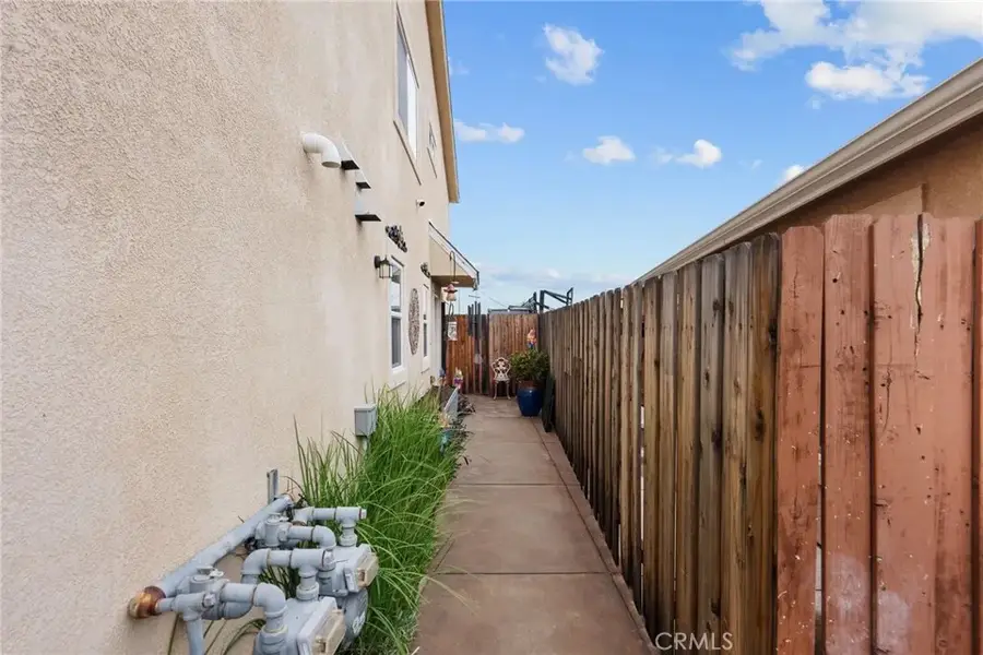 26146 Gravett Place, Saugus, CA 91350 - Image #3