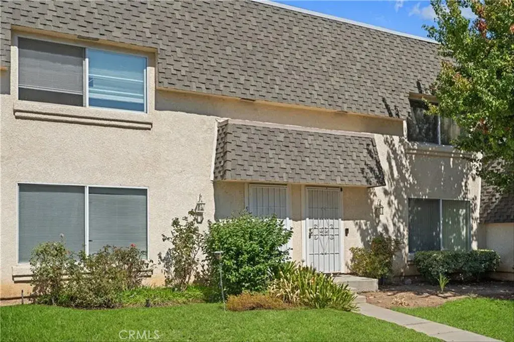 19041 Hamlin #5, Reseda, CA 91335 - Image #1