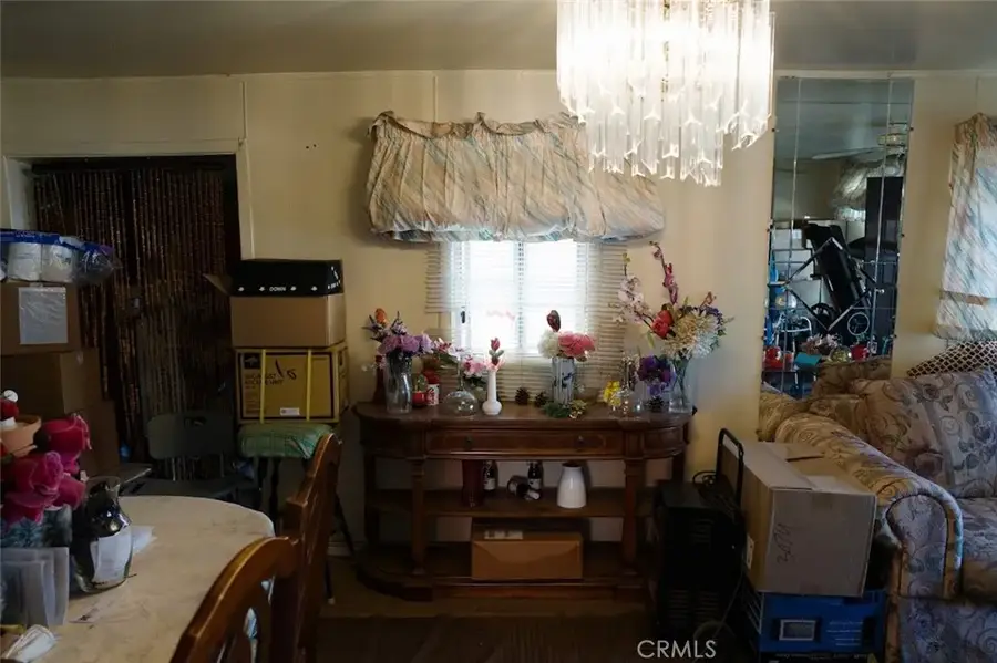 226 E 105th Street, Los Angeles, CA 90003 - #3